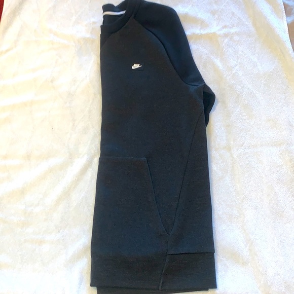 NIKE CREWNECK SWEATSHIRT - Picture 8 of 8